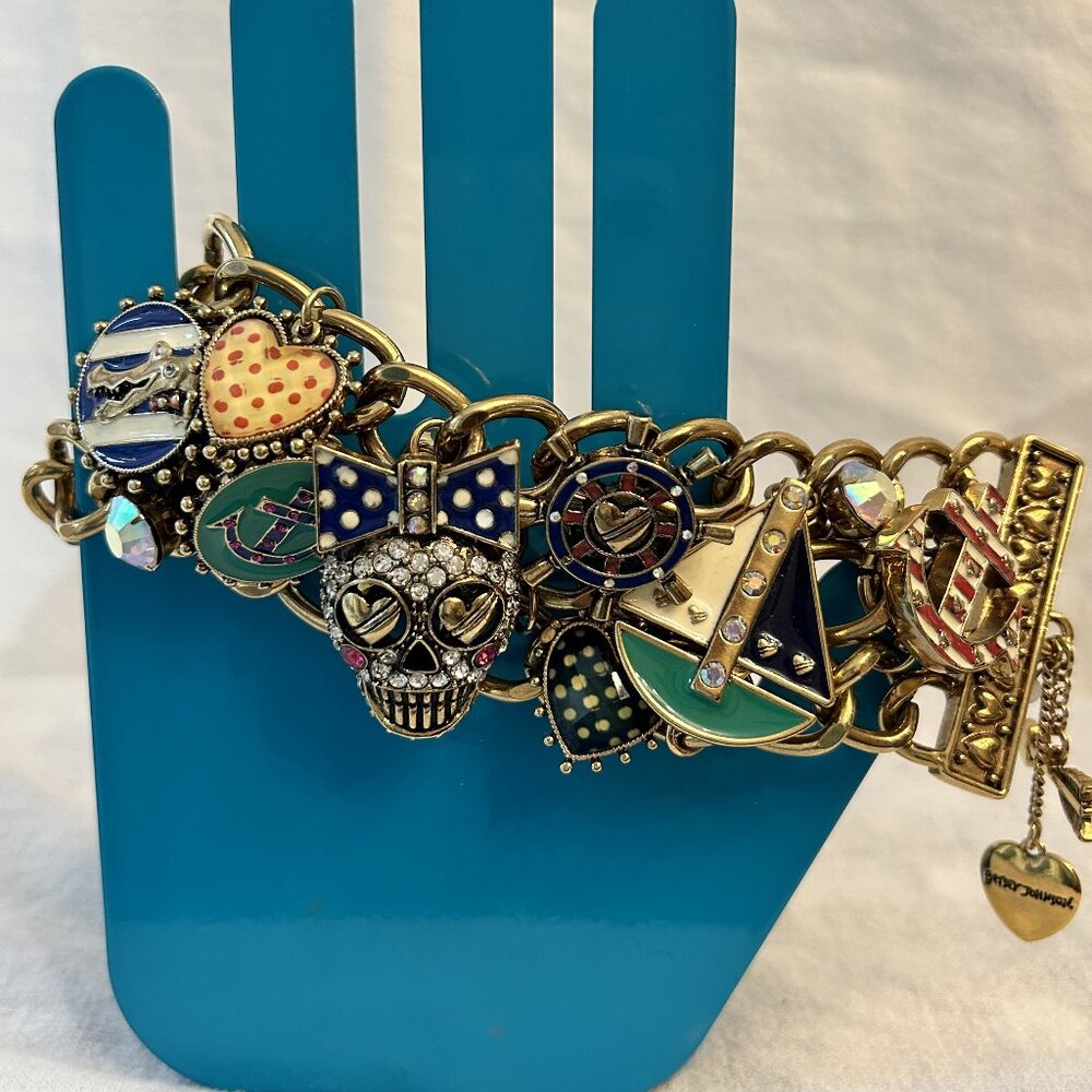 Vintage Betsey Johnson Sugar Skull Statement Charm Bracelet NWOT